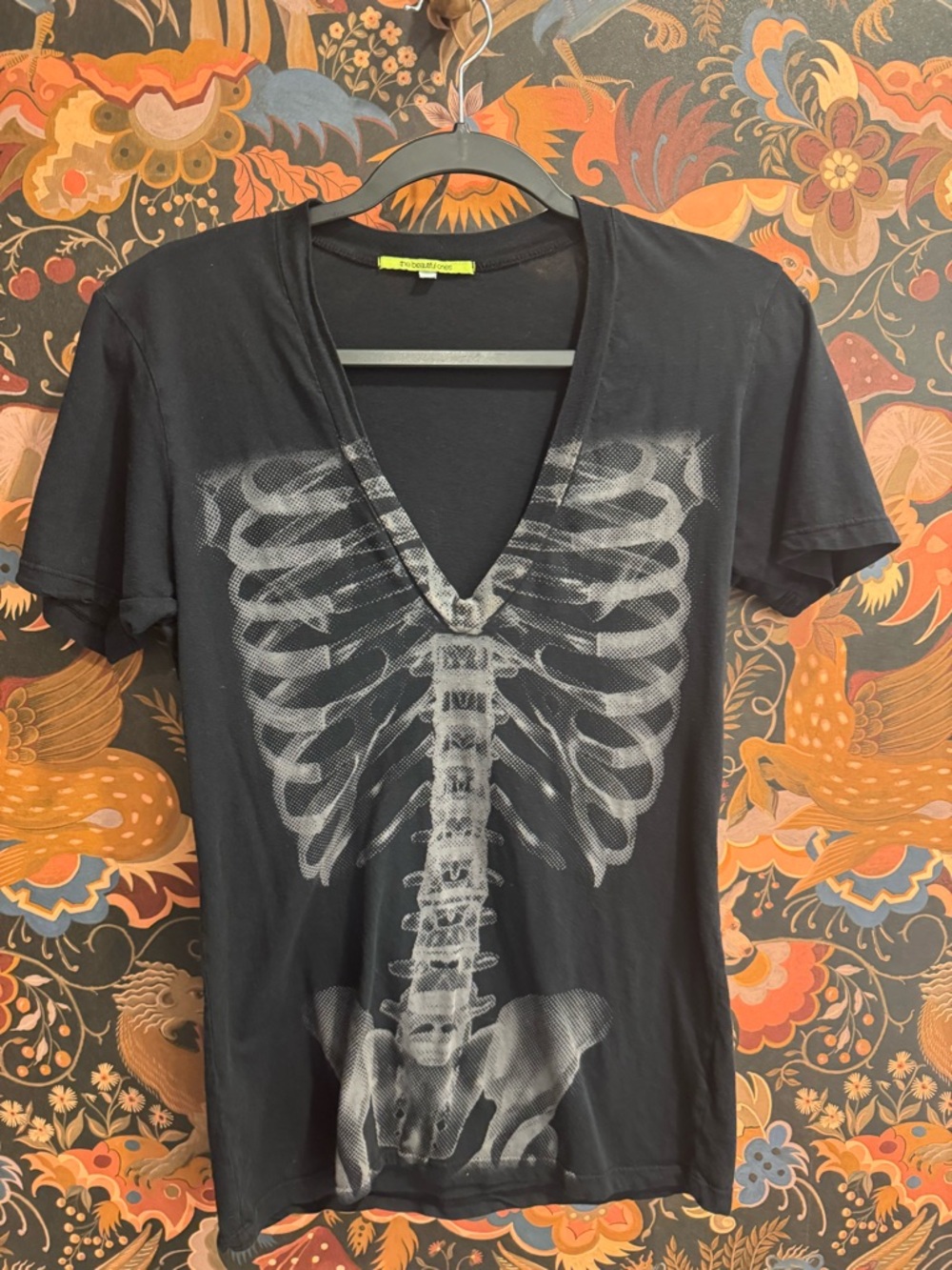 Beautiful Ones Skeleton Tee Size S 100% Cotton